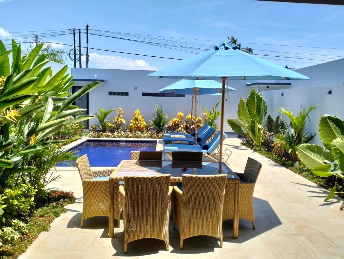 Villa Bintang Lovina Esterno foto