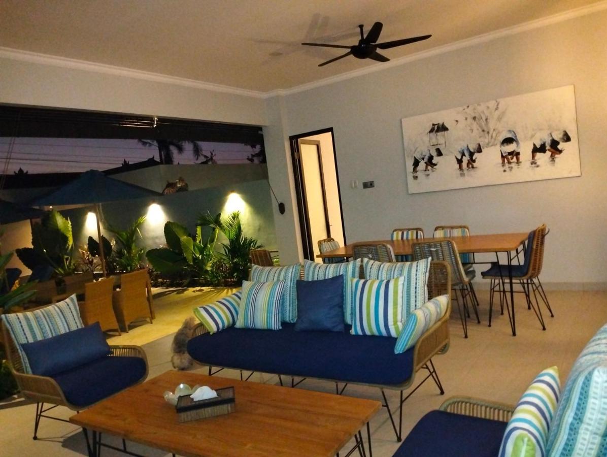 Villa Bintang Lovina Esterno foto